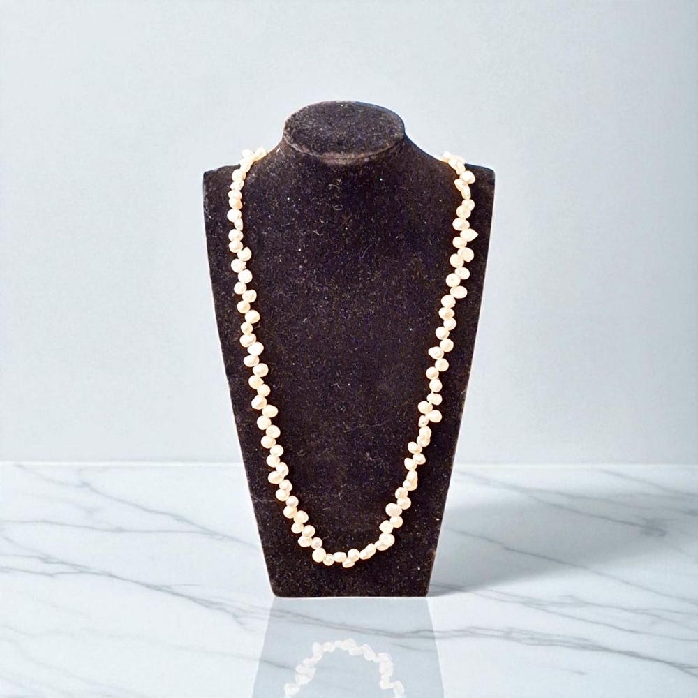 ✨️Fresh Water Pearls Infinity Necklace! - Picture 13 of 15